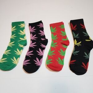 Women's novelty pot leaf crew socks set of four marijuana socks drug socks NWT